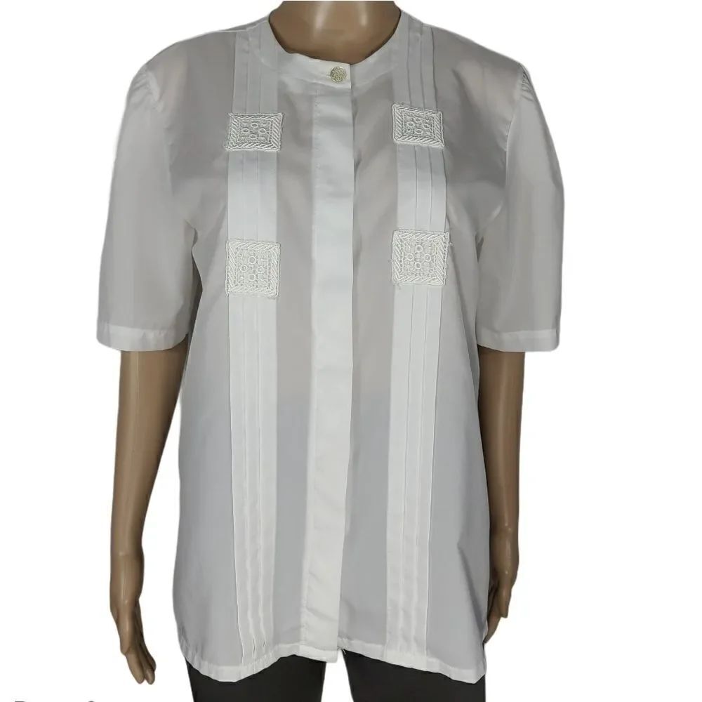 Judy Bond Vintage White Pleated Button Up Blouse